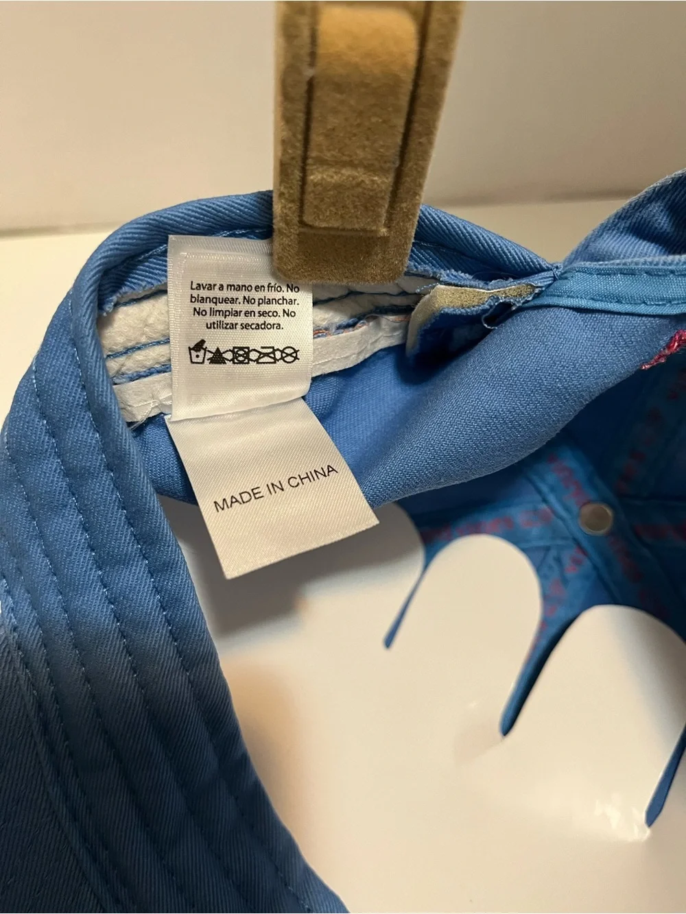Vineyard Vines Light Blue Cap with Pink Whale - Men Swim